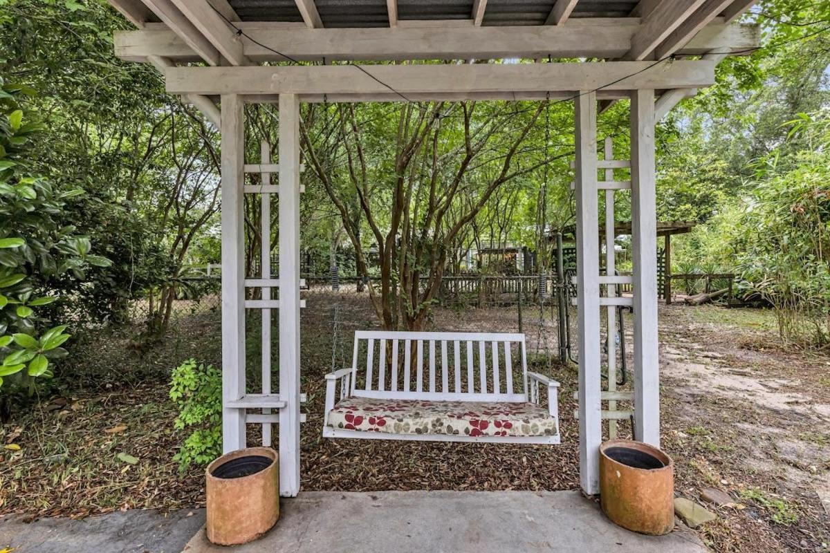 Bare Feet Bungalow -Close To Beach & Dog Friendly Gulfport Exterior foto